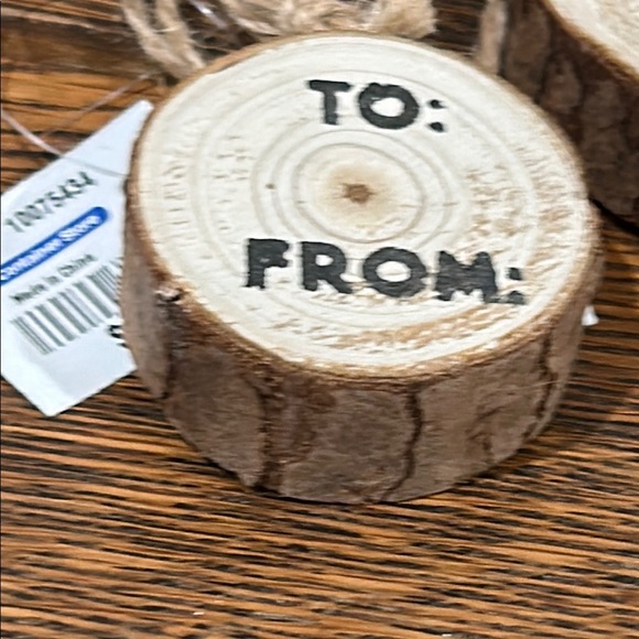 4 Placecard holders 4 wood gift tags NWT - Picture 7 of 10